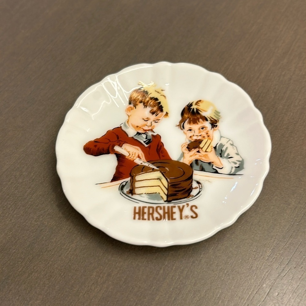 Hershey’s plate​​​